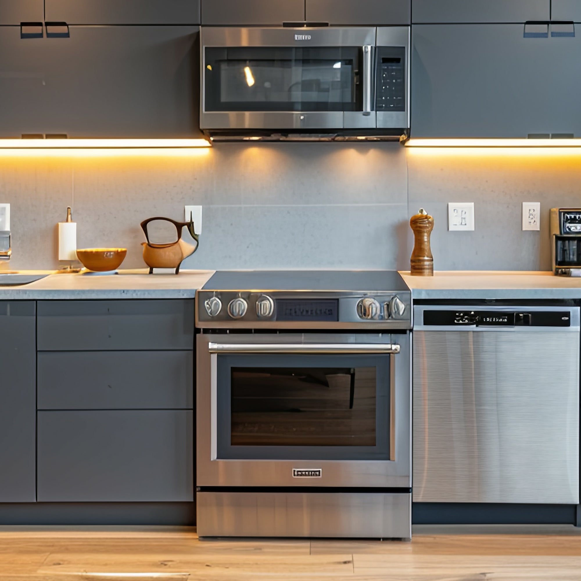 HeliaCARE® BIO-Edelstahlpflege-Öl „Stainless Steel“